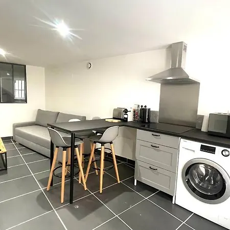 Apartment Grand T2 Rue Simeon Gouet *